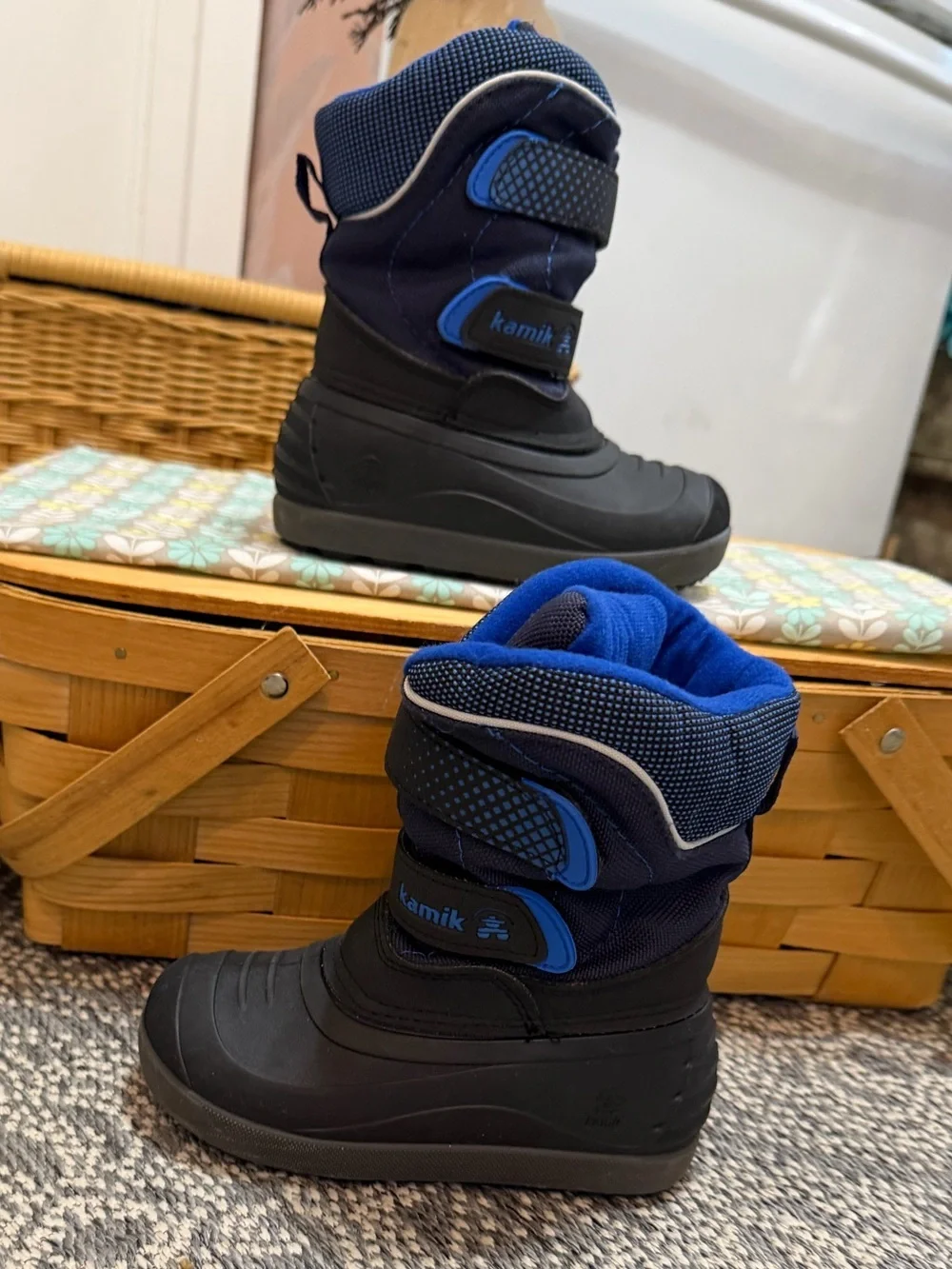 Kamik vtg blue